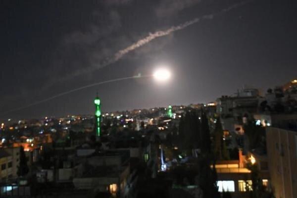 پدافند هوایی سوریه حمله های هوایی بر فراز حلب را دفع کرد
