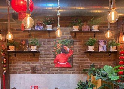 کافه رستوران مهر و ماه یکی از برترین کافه رستوران های کره ای تهران است
