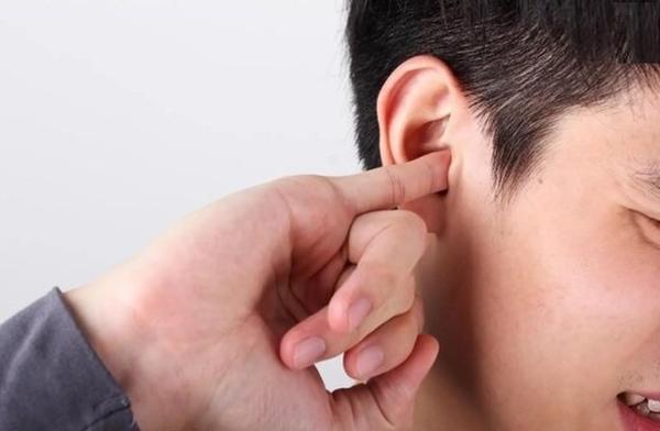 دلیل وزوز کردن گوش چیست؟ ، توصیه مهم برای محافظت از گوش و سلامت شنوایی